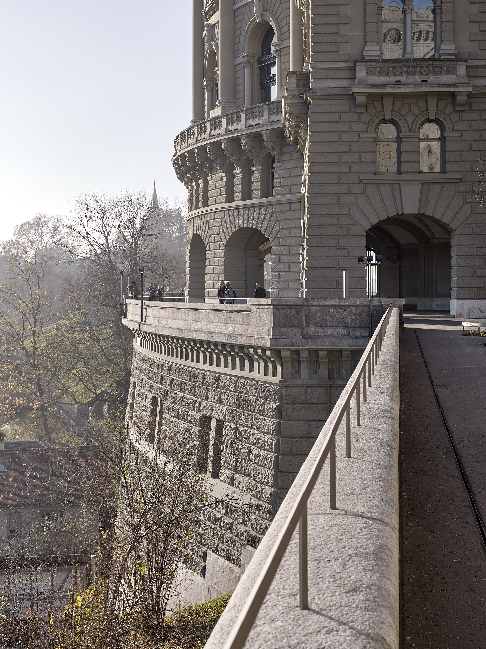 E18694 Alpa 082027 SCREEN